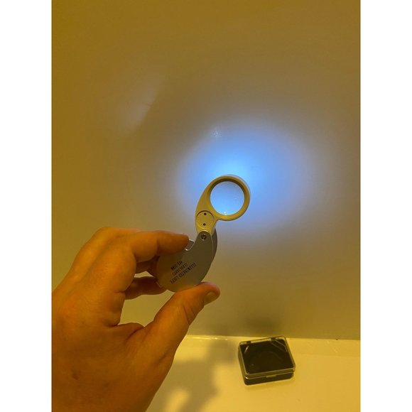 Illuminated Loupe 40x -25mm Led Handheld Jewelers Eye Loop With Storage Case - Picture 5 of 7